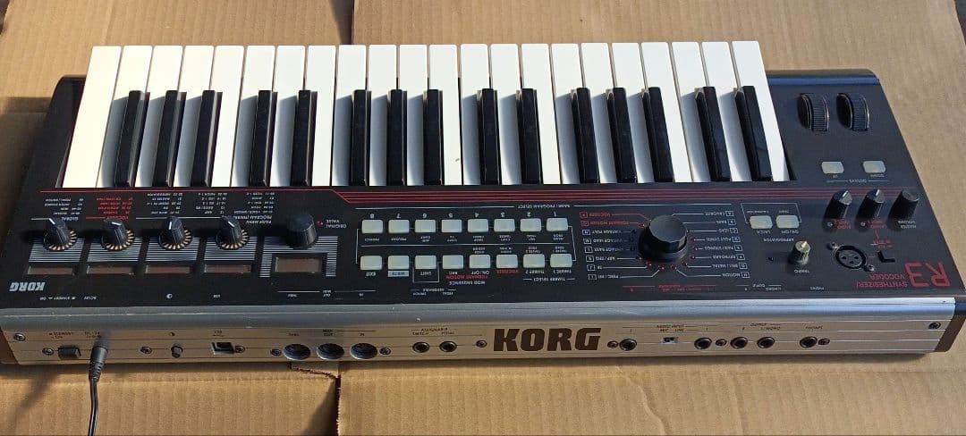 KORG R3 シンセサイザー 37鍵