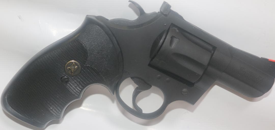 KSC製ＨＷ樹脂モデルガン コルト・キングコブラ　黒２.５インチＳＰＧ合法品