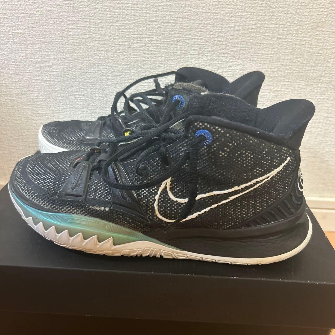 カイリー7 ブラック