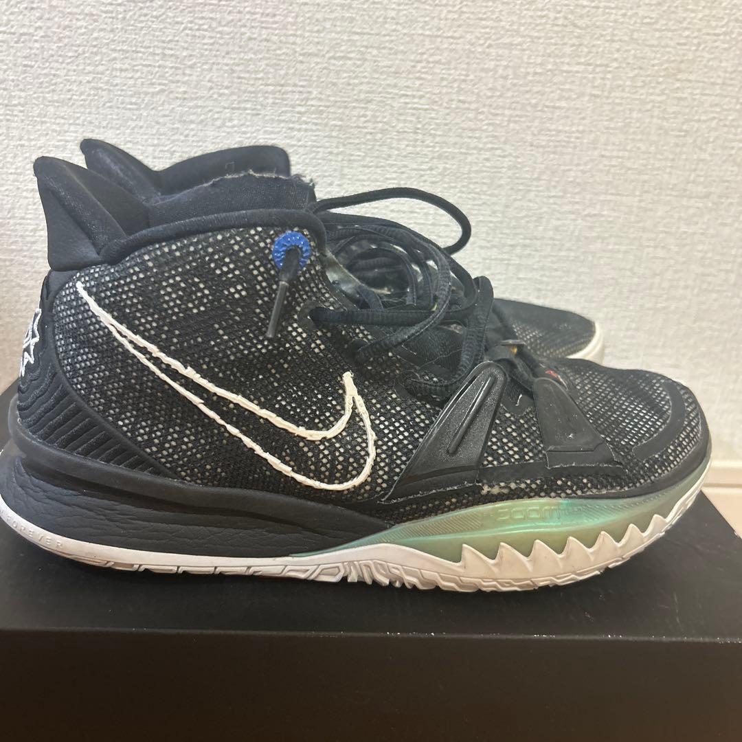 カイリー7 ブラック