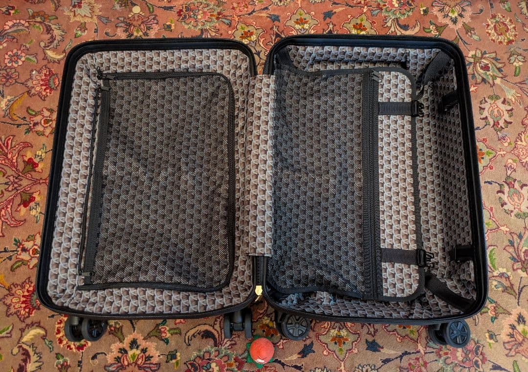 フェリージ FELISI旅行用トロリーケース (キャリーカートハードケース)美品