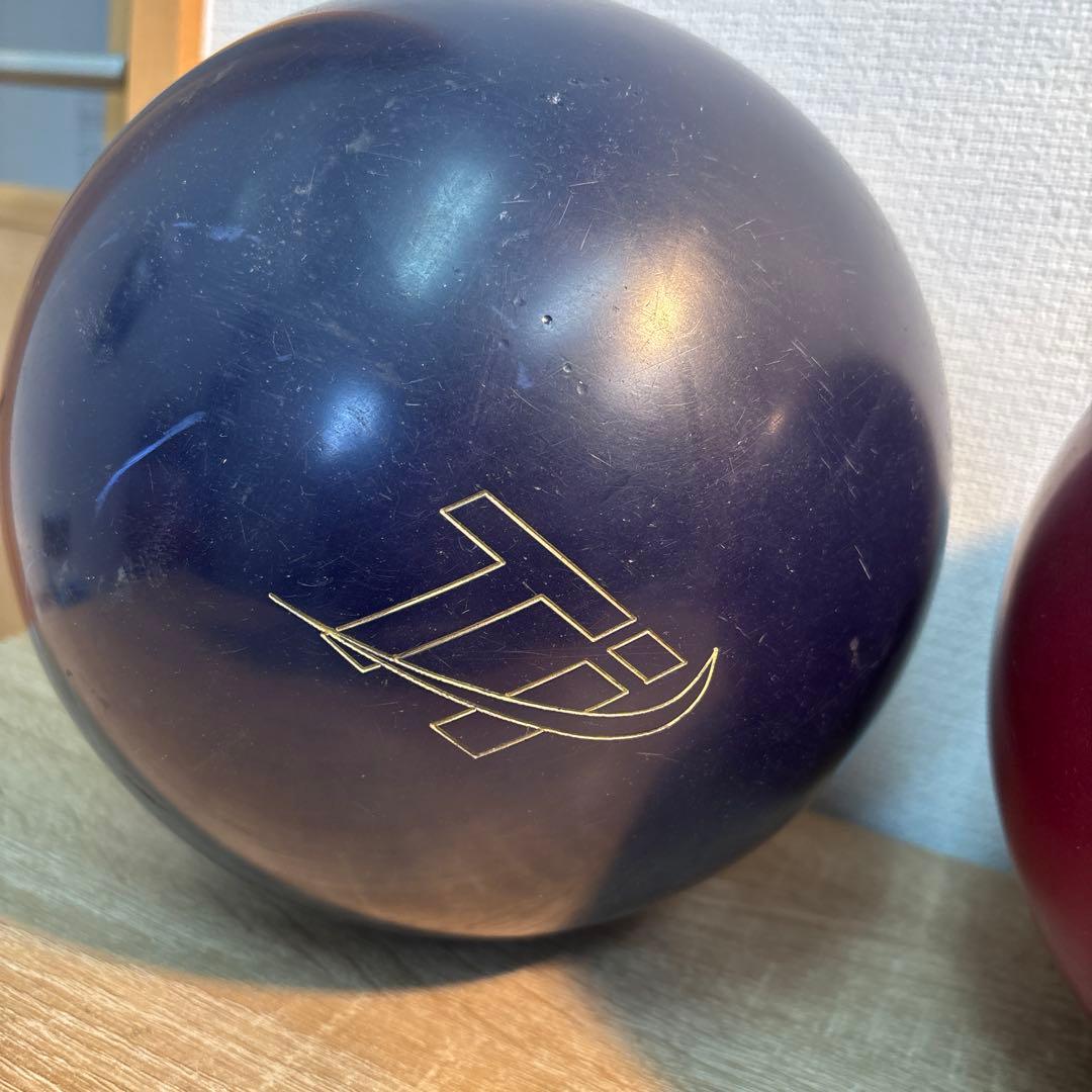 ボーリングボールとバックセット