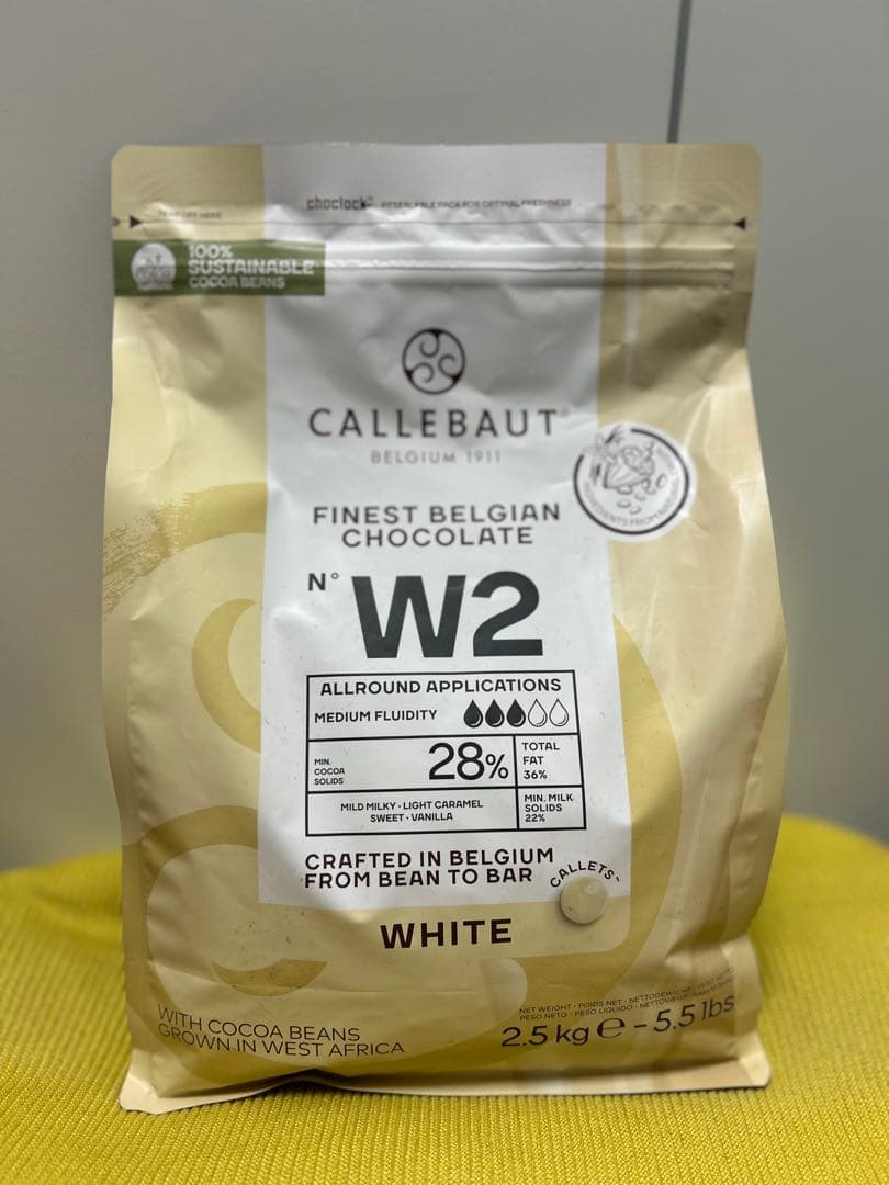 カレボー CALLEBAUT W2 ホワイトチョコレート 2.5kg