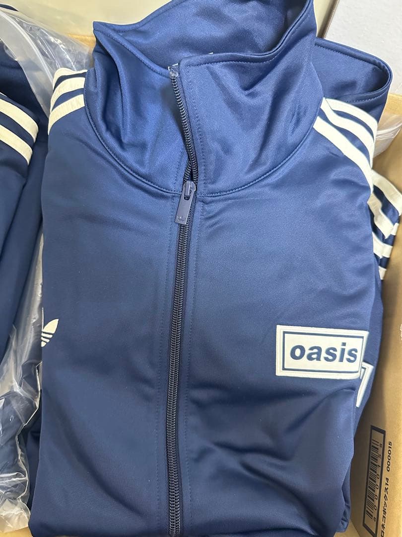 ADIDAS x OASIS ツアー ファイヤーバード トラックトップ　M