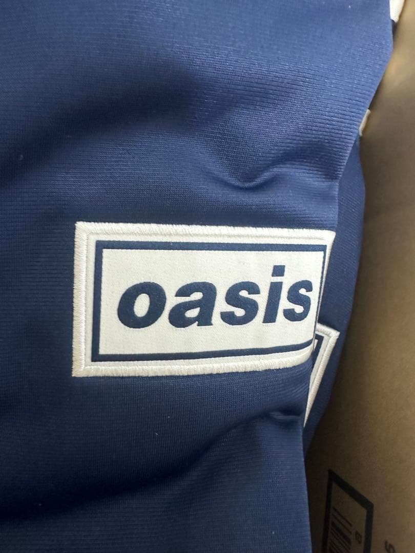 ADIDAS x OASIS ツアー ファイヤーバード トラックトップ　M