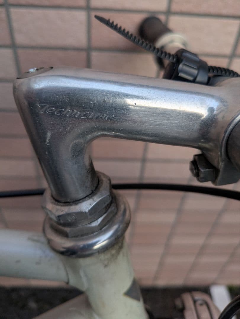 VIVALO NJS ピスト