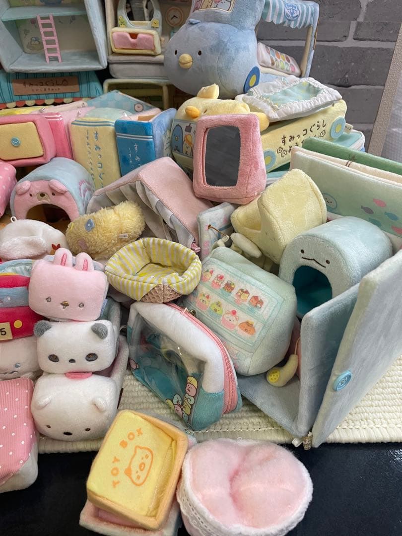 すみっコぐらし　お家と小物　まとめ売り