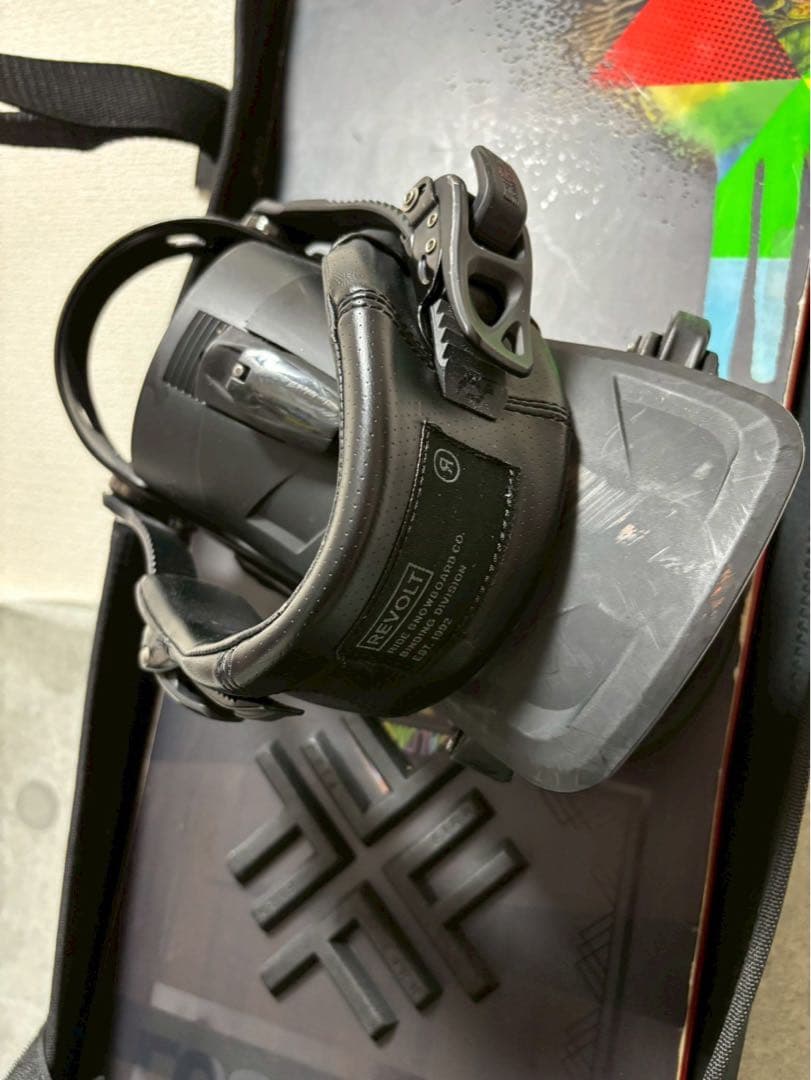 サロモン　プロトコル　154㎝　ライドREVOLTビンディング付き　スノーボード