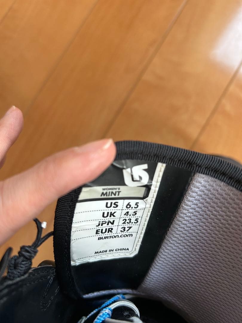 Burton Mint ブラック スノーボードブーツ 女性用