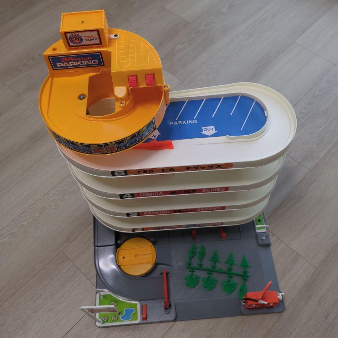 ニュー　トミカビル　デラックス