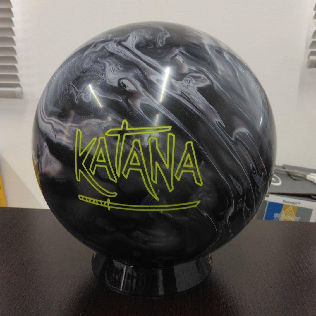 RADICAL KATANA ボウリングボール 14p3ozです。
