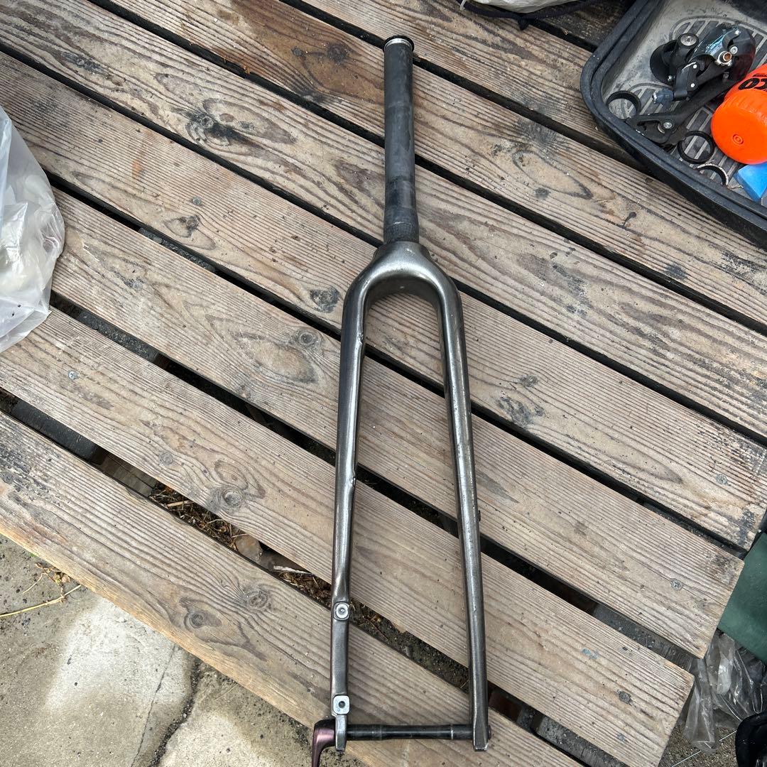 GIANTカーボンフォークテーパーBoost