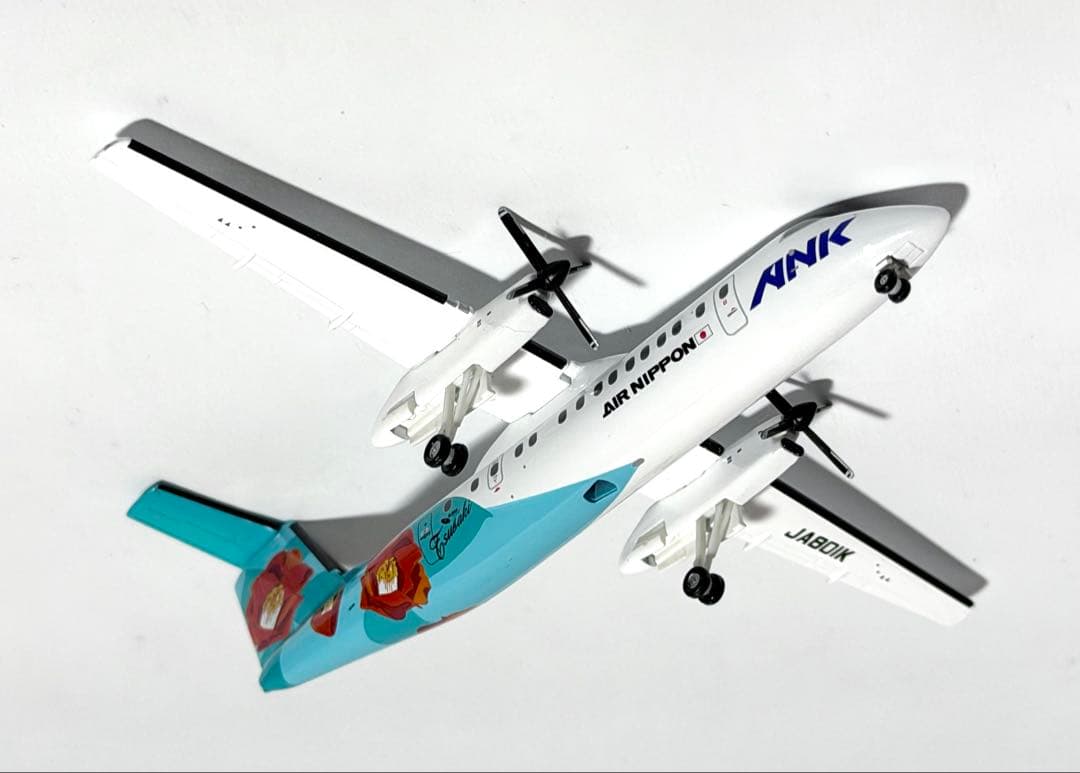 全日空商事 1/200 DHC-8-300 ANK TSUBAKI LIVERY
