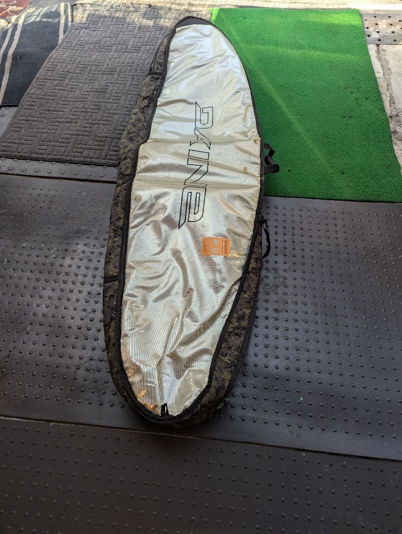 DAKINE サーフボードケース　 2枚用　7'フィート　トラベル用　カモフラ