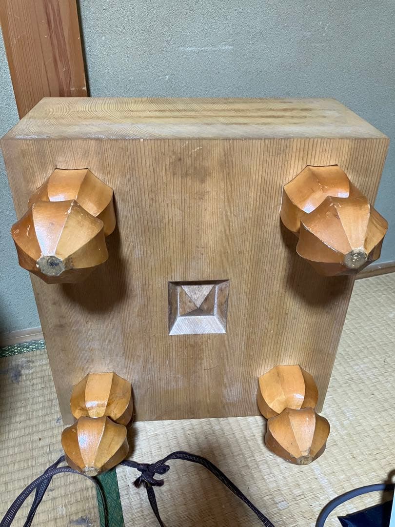 綺麗 極厚 新榧 碁盤 天地柾 木目繊細 超重量 貴重 碁石セット