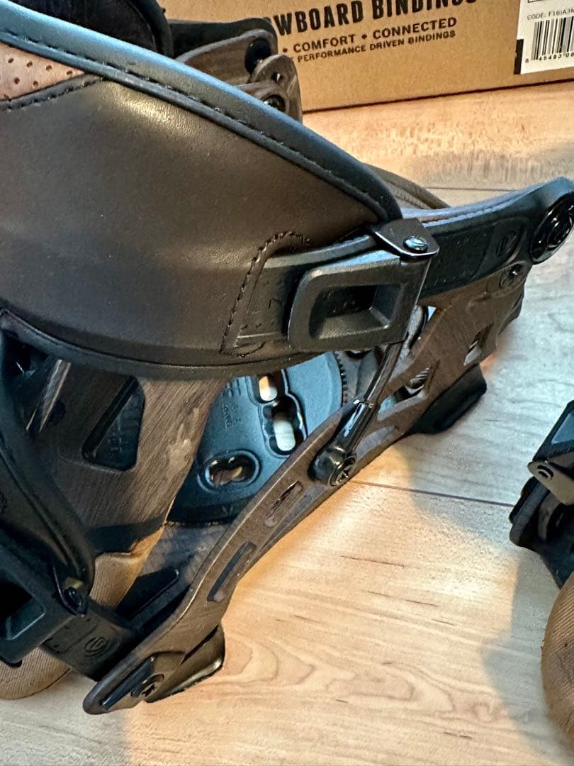 FLOW バインディングNX2-REDWOOD fusion