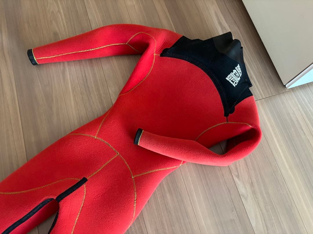 ★送料無料★お洒落　リバーサル　セミドライ　フルスーツ　ウエットスーツサーフィン