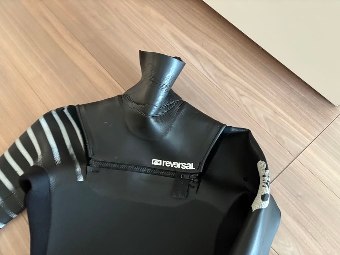 ★送料無料★お洒落　リバーサル　セミドライ　フルスーツ　ウエットスーツサーフィン