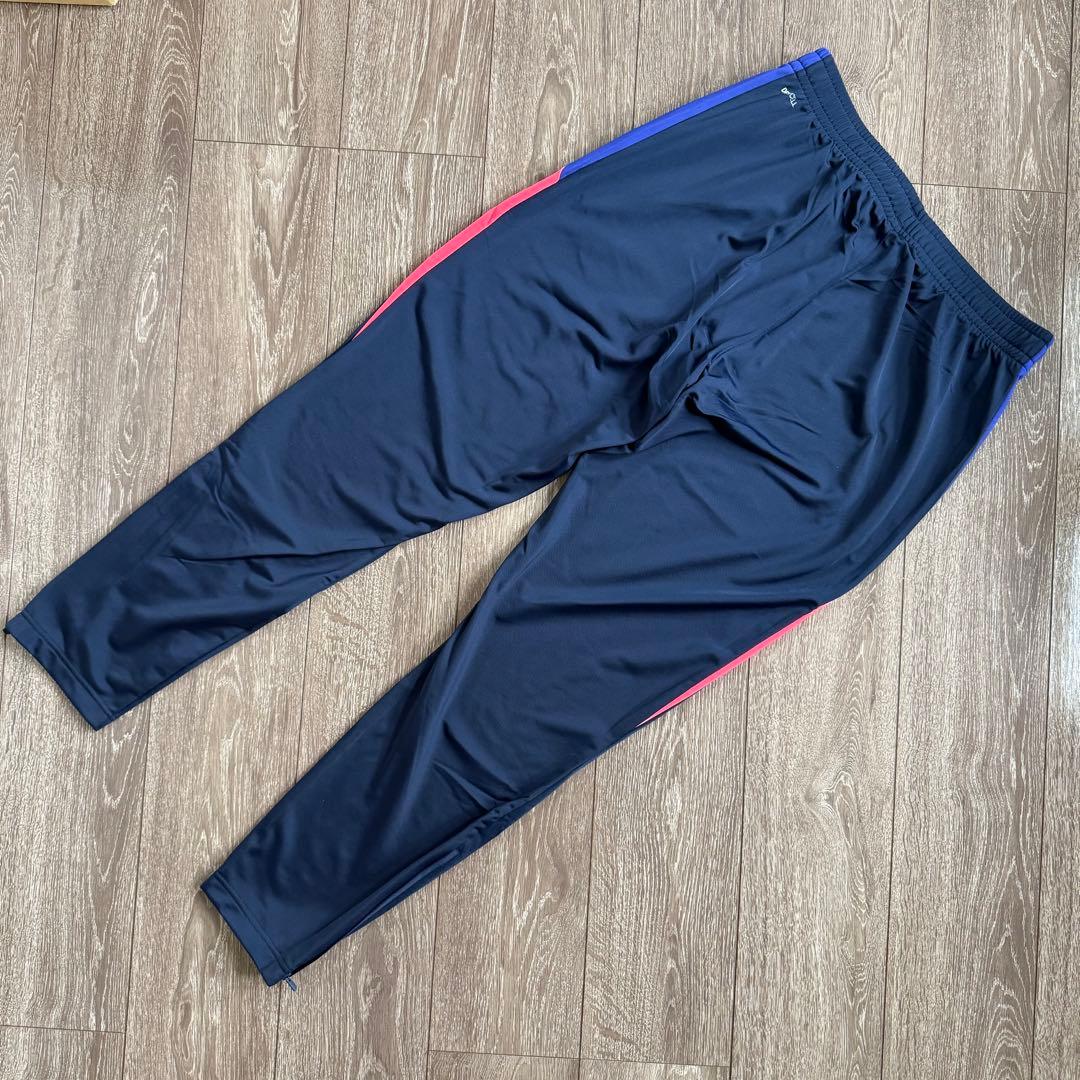 新品 大人気 PUMA プーマ サッカー トレーニングジャージ 上下セット XL