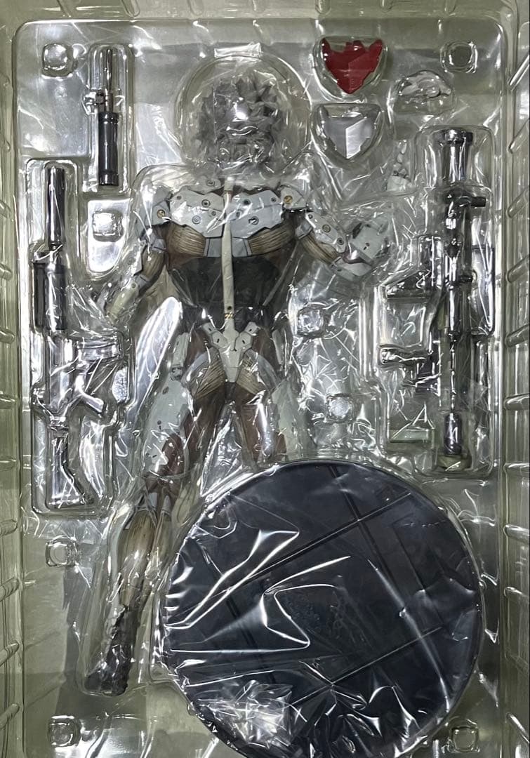 Gecco l Gear 雷電 スタチュー ホワイトアーマーVer.