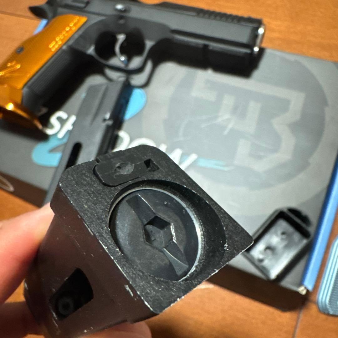 カーボネイト・CZ SHADOW 2 ガスガン ブラック/オレンジ