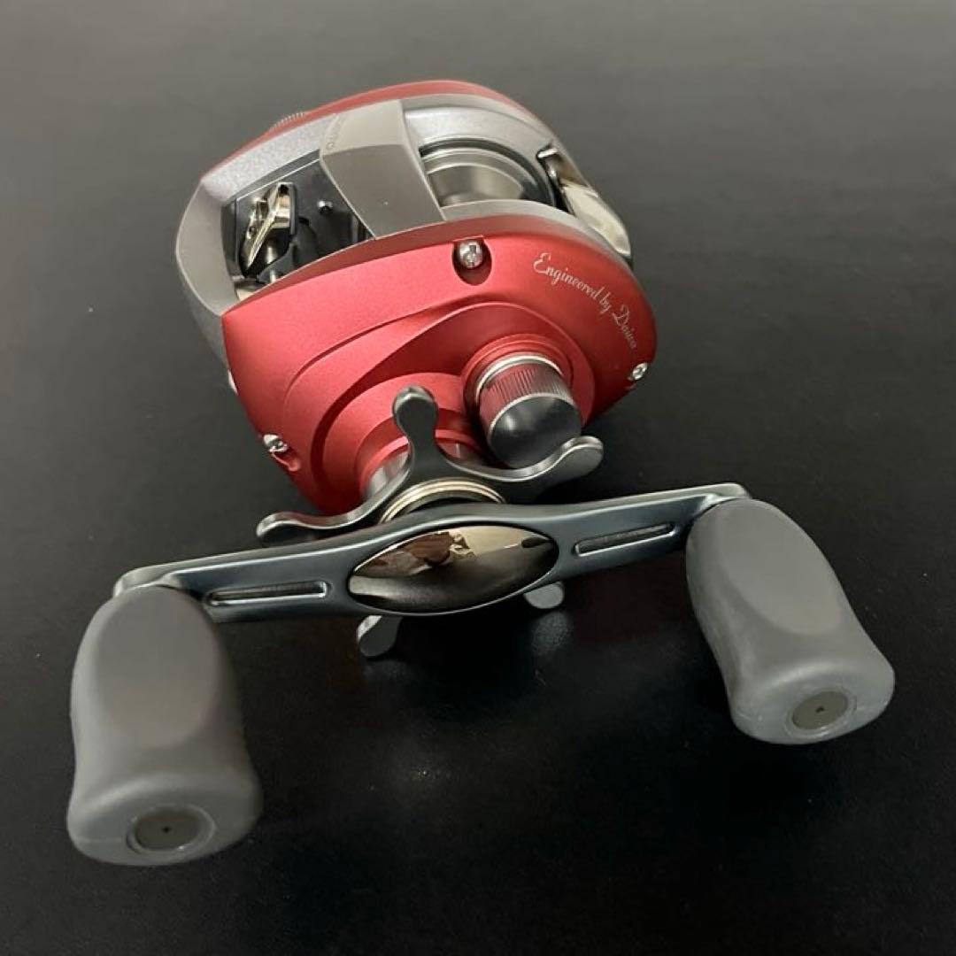 廃盤 新品 ダイワ リベルトピクシー エアリーレッド レフトハンドル