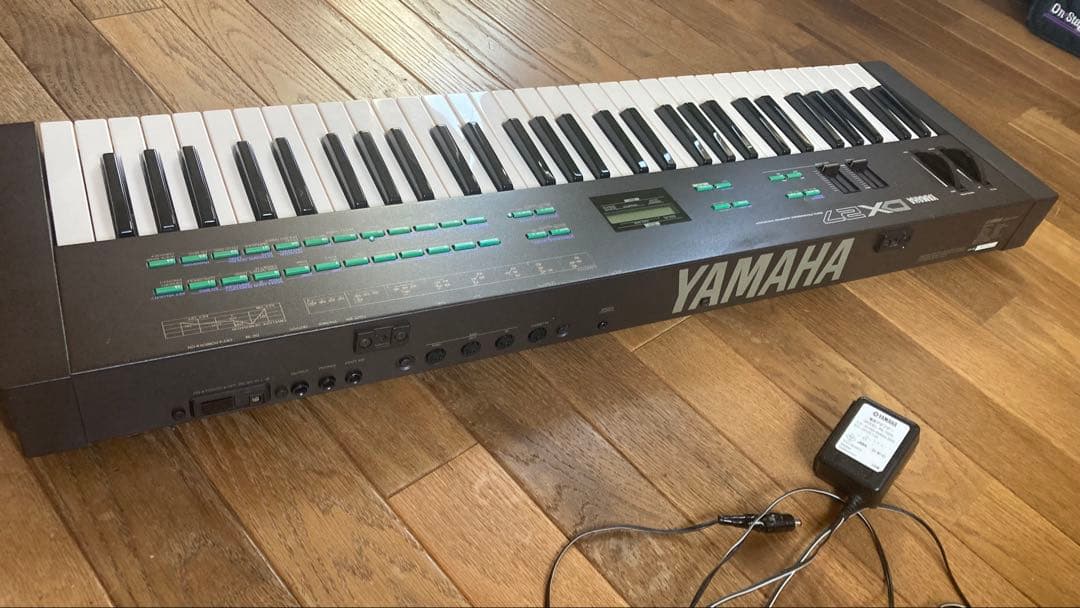 YAMAHA DX27 61鍵