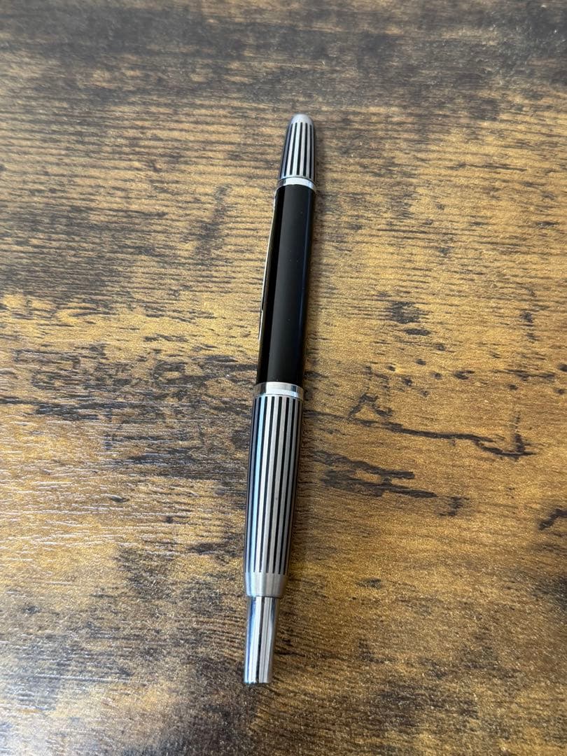新品未使用　1971年製　キャップレス　蝕刻　ストライプ　14金　万年筆　F