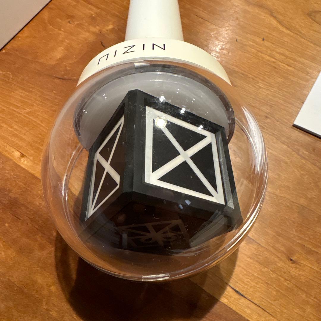 NIZIU ペンライト NiziU OFFICIAL LIGHT STICK