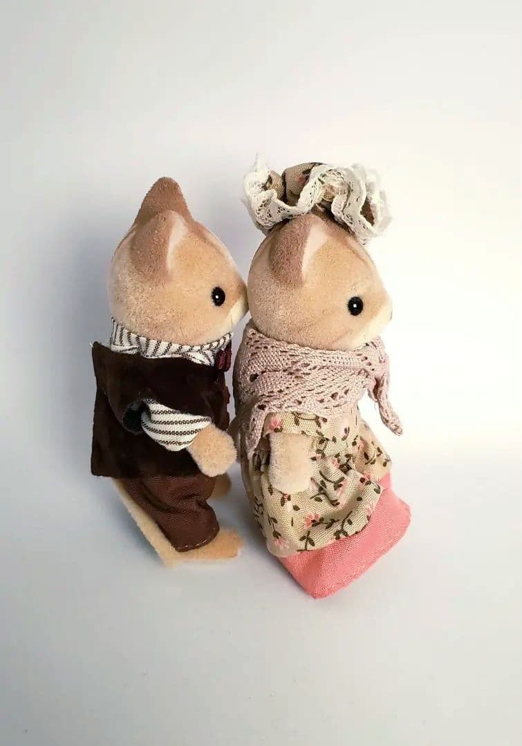 シルバニアファミリー　シマネコ　おじいさん　おばあさん　眼鏡あり