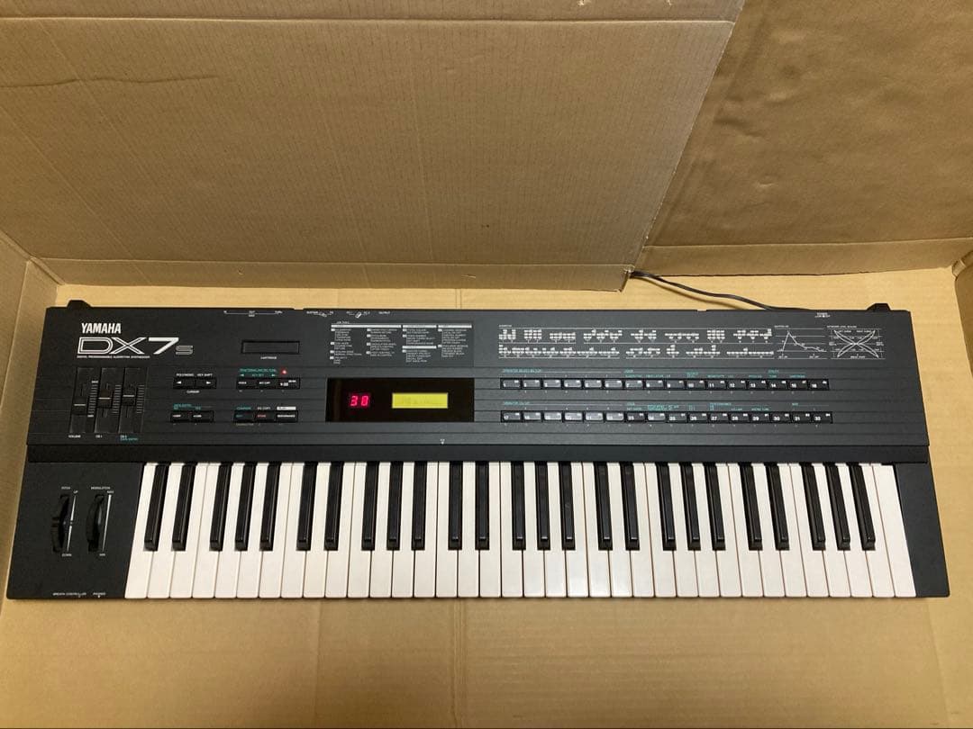 YAMAHA DX7s シンセサイザー キーボード ヤマハ 0801①