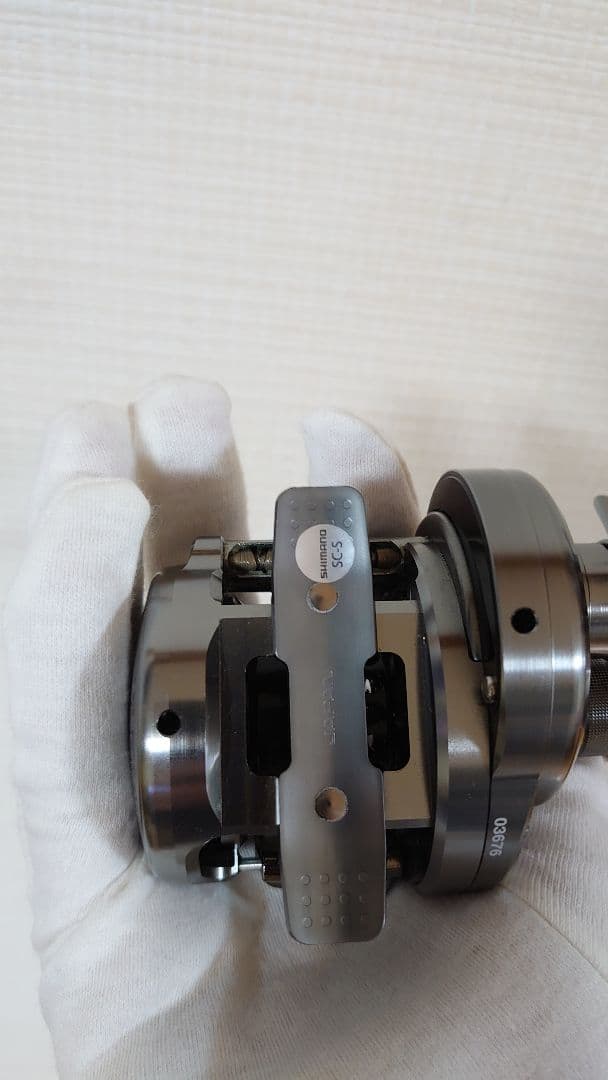 シマノ17カルカッタコンクエストBFSレフトハンドル