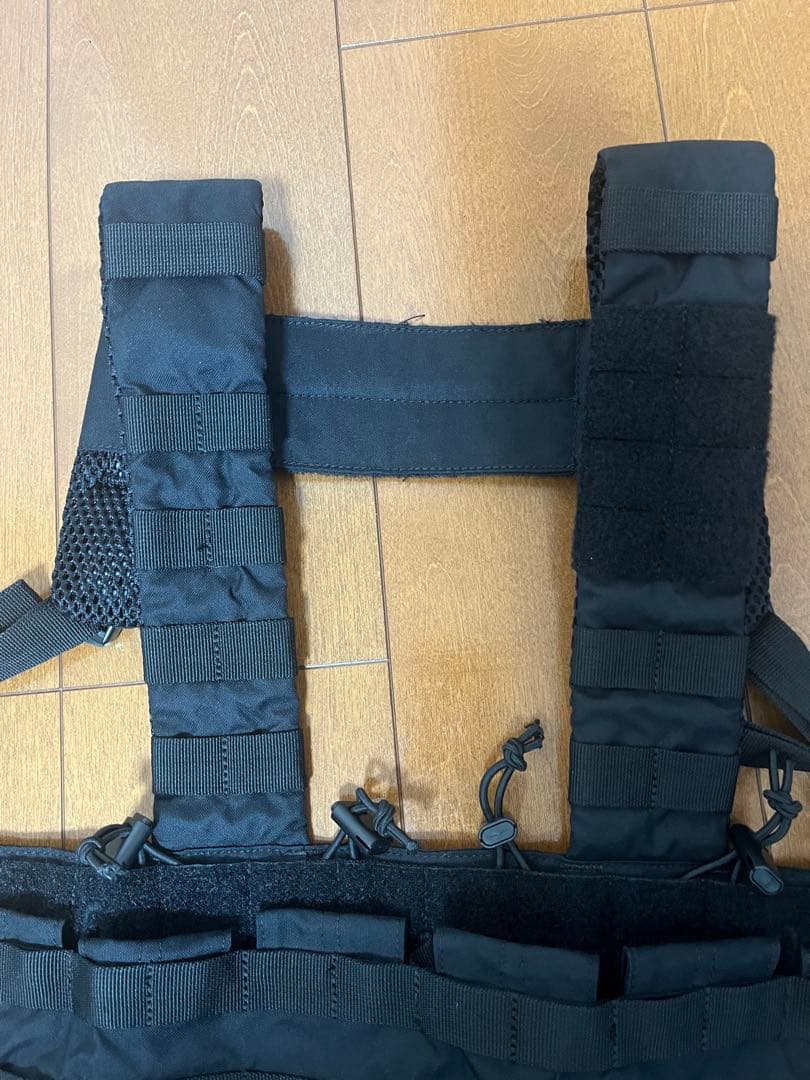 5.11 TACTICAL チェストリグ　ブラック