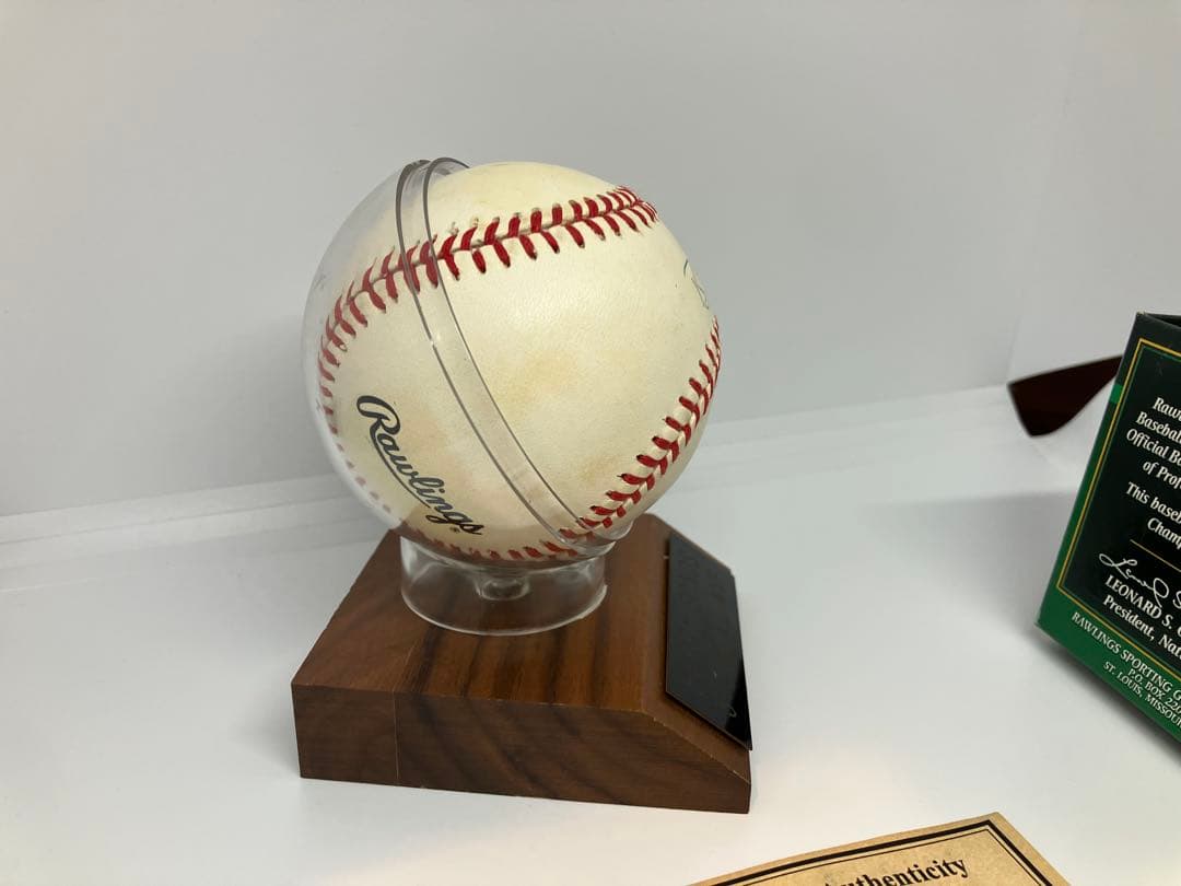 Barry Bonds（バリー・ボンズ）直筆サイン入りボール スコアボード社認定