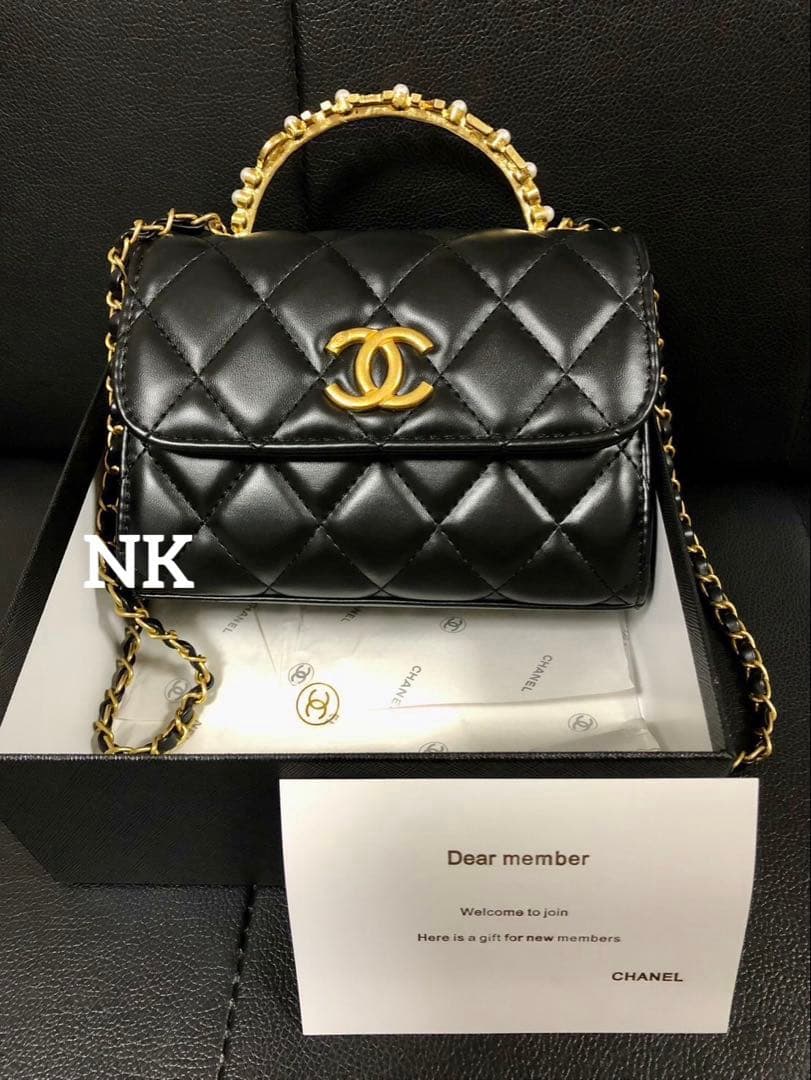 パール付き　シャネル　ノベルティ　ショルダーバッグ　ブラック　VIP