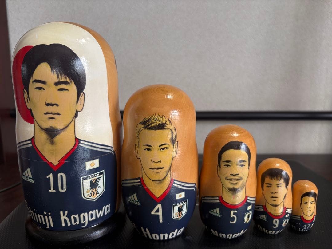 サッカー日本代表 マトリョーシカ