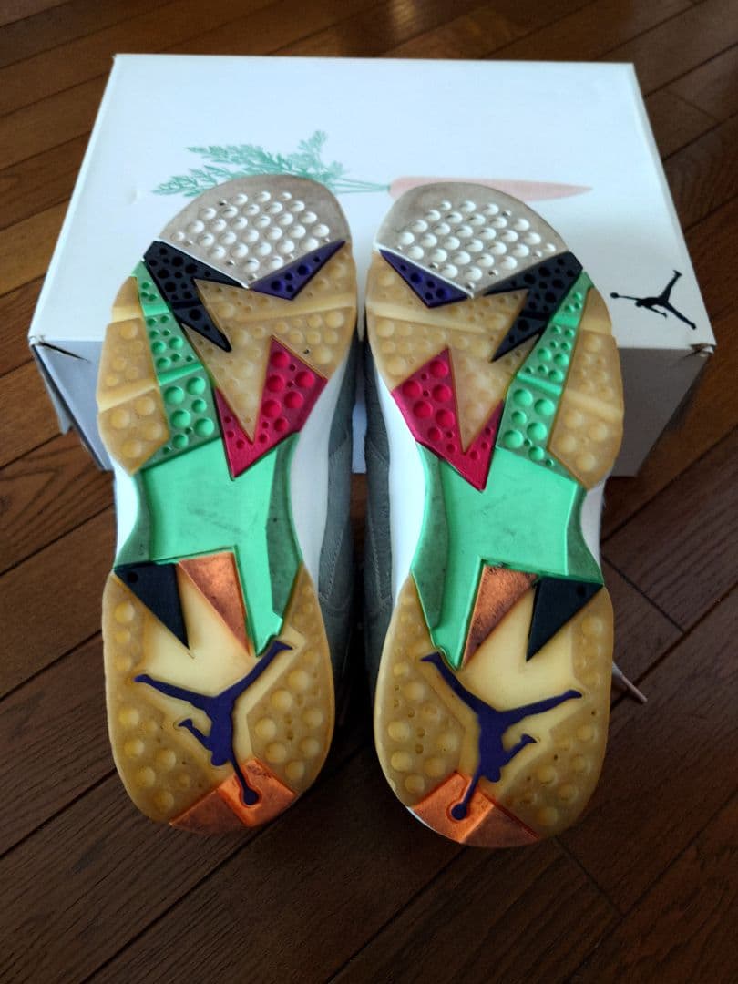 JORDAN 7 HARE グレー/ピンク バックス・バニー