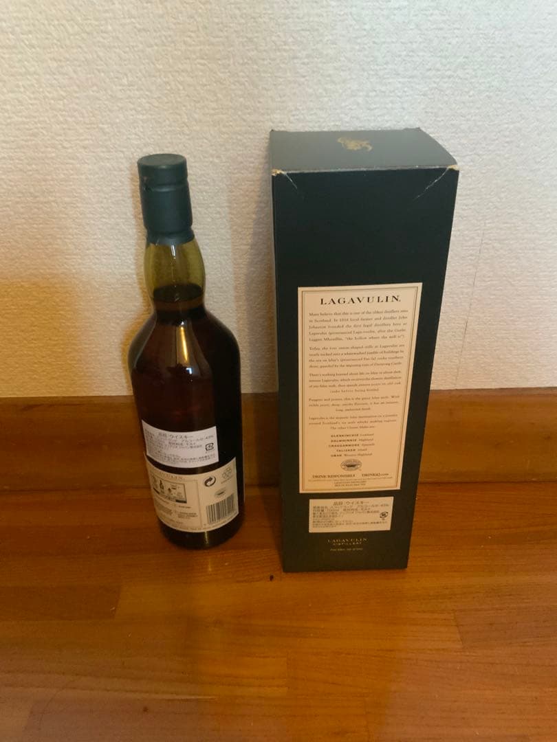 ウイスキー Lagavulin 16 Year Old 700ml 43%