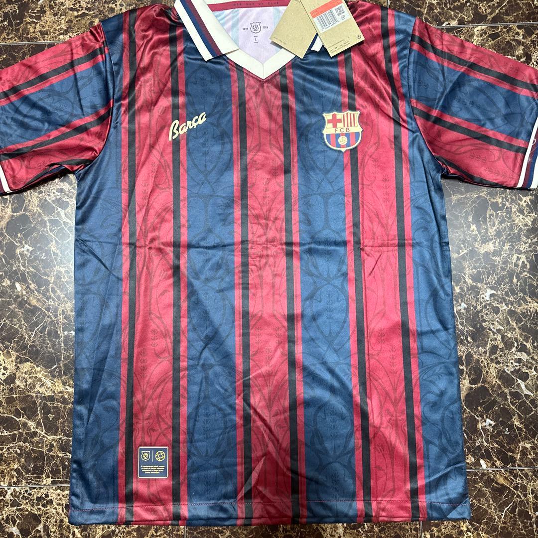【新品タグ付き】FCバルセロナ125周年記念ユニフォームプジョル限定正規品