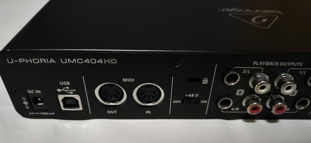 BEHRINGER　オーディオインターフェース UMC404HD　ベリンガー