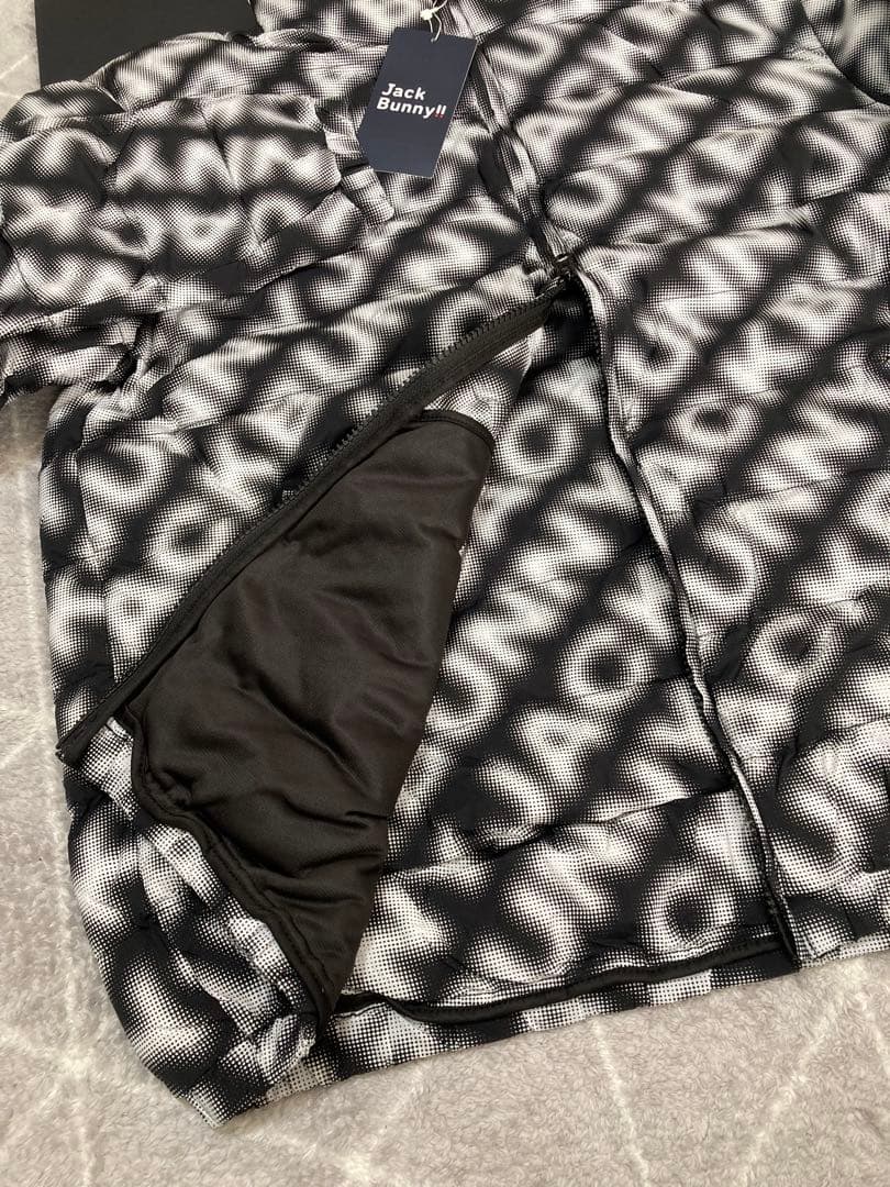 新品 パーリーゲイツ ジャックバニー 薄中綿ブルゾン(5)L/黒P 最新モデル