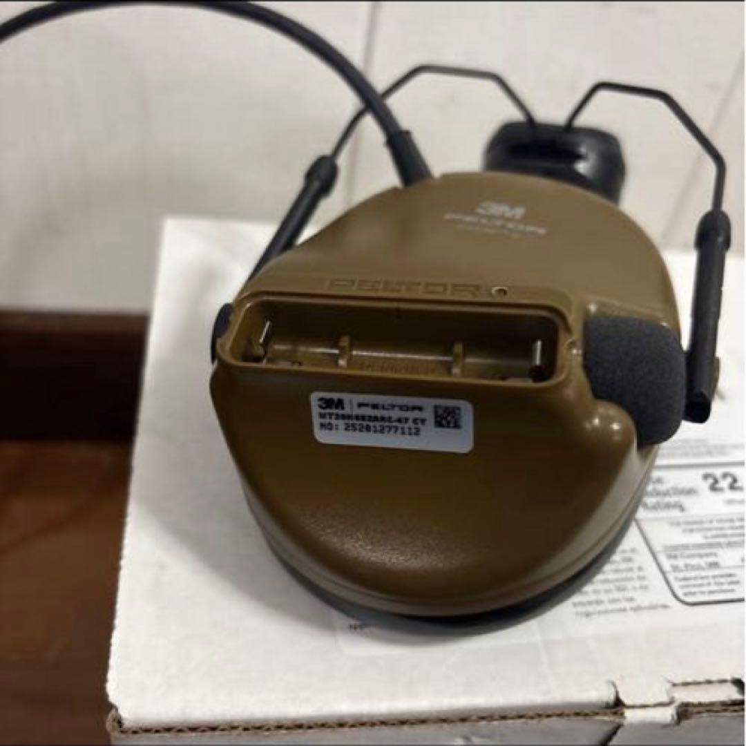 未使用品　米軍放出品　実物　PELTOR COMTAC V 送料無料