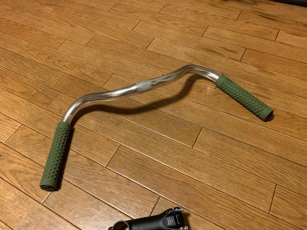 nitto ハンドル　コミューター　b302 ブルーラグ