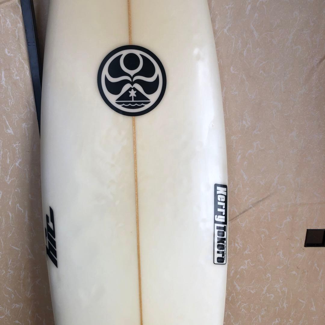 HIC サーフボード 6’0 ケリートコロ FCSフィン付