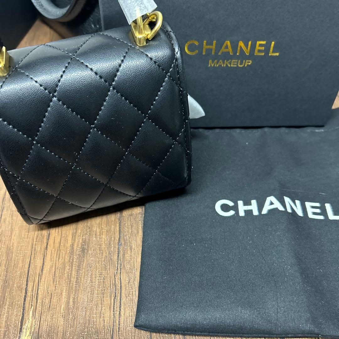 今週中のお値段【早い物勝ち】CHANELノベルティ★ミニチェーンバック非売品