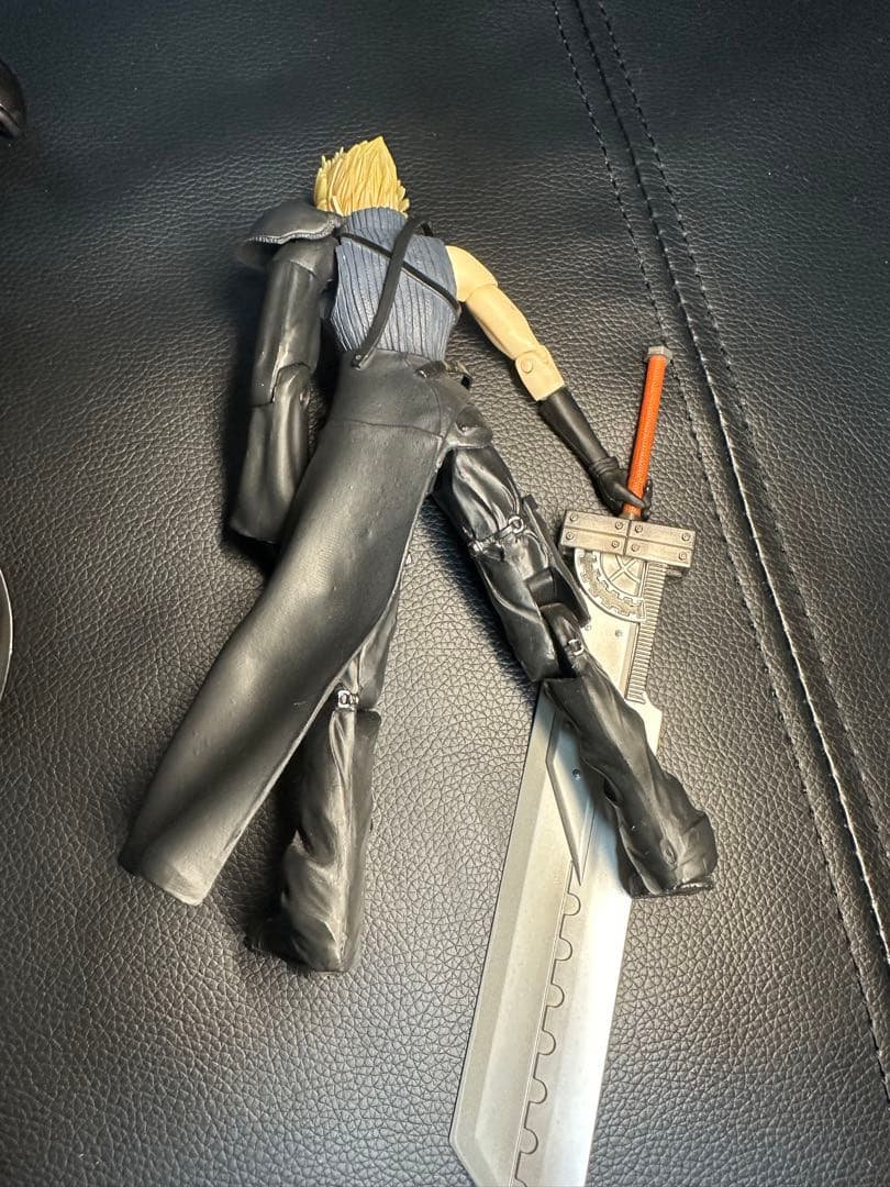 クラウド　フィギュア　FINAL FANTASY VII  クラウド＆フェンリル