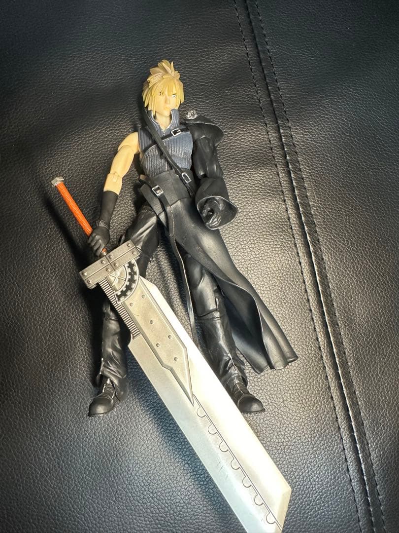 クラウド　フィギュア　FINAL FANTASY VII  クラウド＆フェンリル