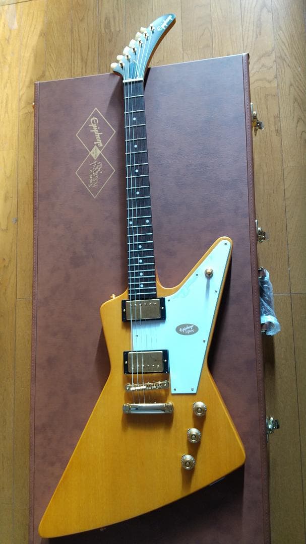 Epiphone 1958 Korina Explorer エピフォン