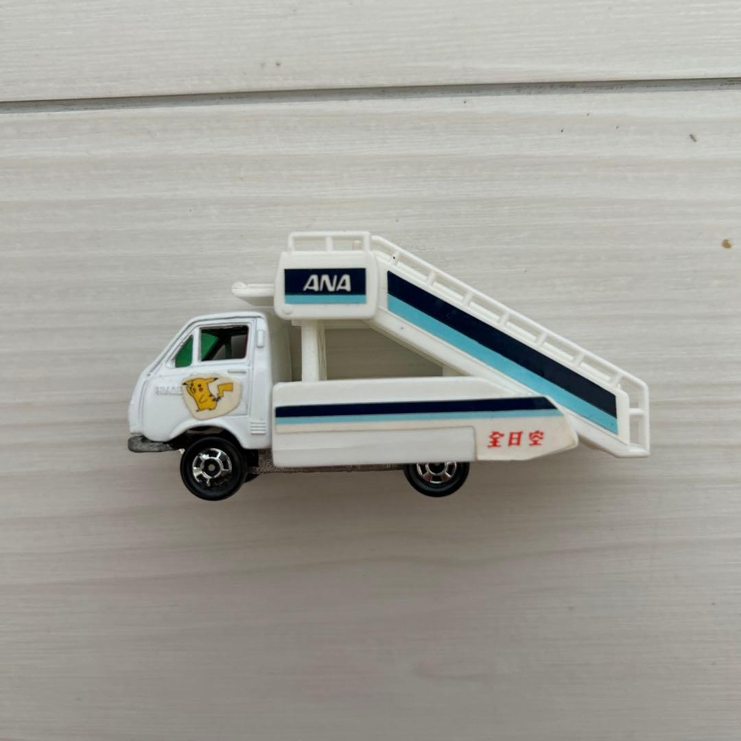 貴重　トミカ ポケモンジェットANA セット　トミー　ミニカー　訳あり