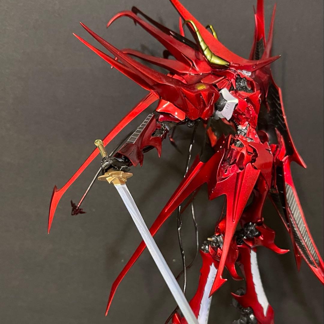 海洋堂ガレージキット　FSS \"超\"騎士団機 ［焔星］1／100 塗装完成品